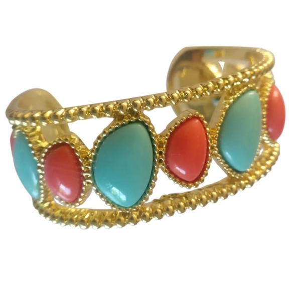 Lilly Pulitzer Jewelry - 🇨🇦 NWB Lilly Pulitzer gold cuff bracelet